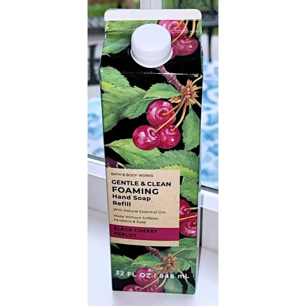 Bath & Body Works Black Cherry Merlot 8.75oz Foaming Hand Soap + 32oz Refill